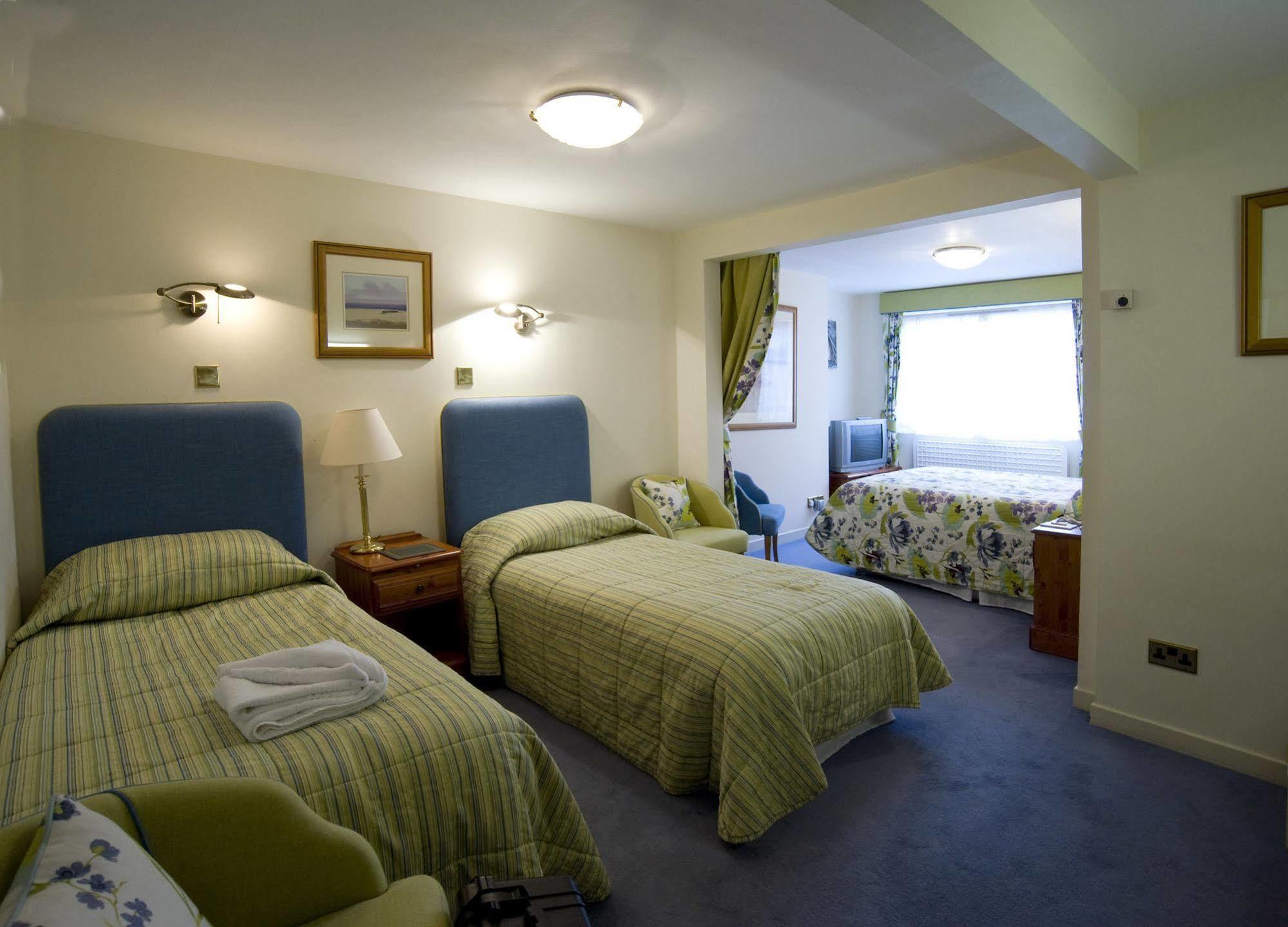Moorings Hotel Fort William Bagian luar foto